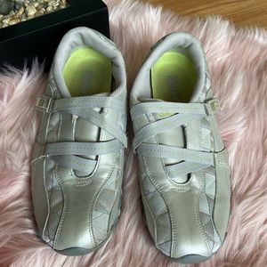 Sketchers women’s 👟